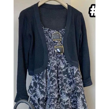 法式氣質黑色針織開衫外套女秋冬季修身外搭獨特漂亮短款長袖上衣