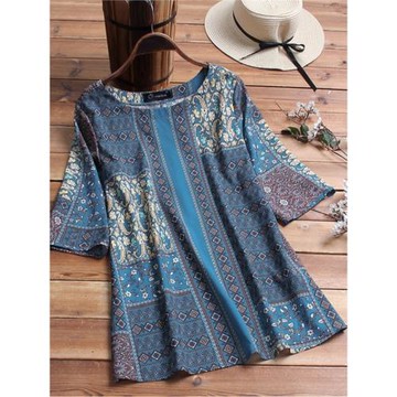 Women's round neck printed short sleeved top圓領印花短袖上衣