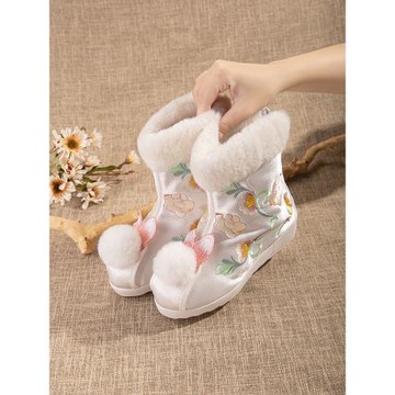 靴子女冬加絨2022新款可愛國風繡花靴平底加厚兔年拜年鞋短筒棉靴
