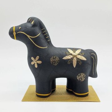 RYUKODO 龍虎堂馬年和紙手作擺飾-金彩黑馬(大-R290)