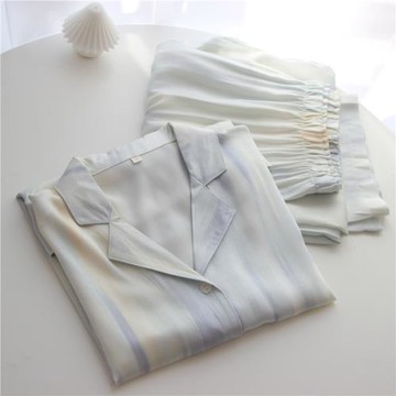 貢緞棉綢 柔軟舒服 溫柔暈染冰川藍女士長袖褲家居服睡衣套裝