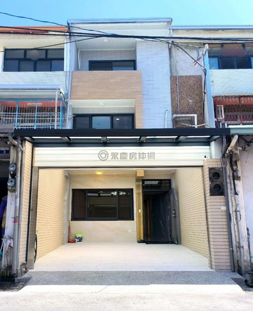 塗城商圈｜百萬精裝四套房悠靜美透天｜台中市大里區三民一街