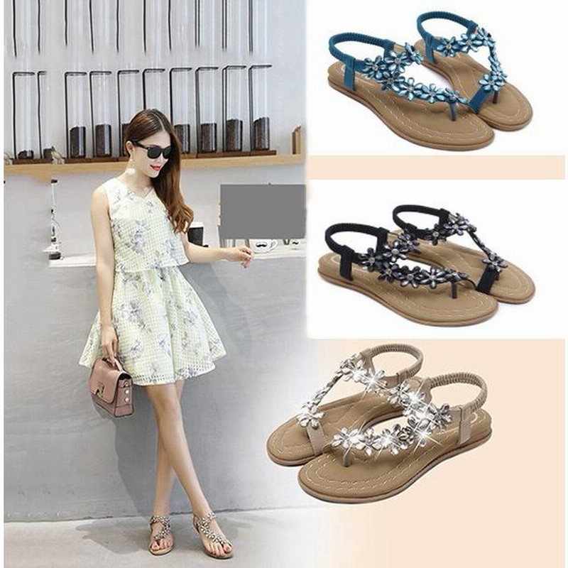 華やかなビジュー×春夏カラー★【CHANEL】 ビーチサンダル ビジュー CHANEL(シャネル) サンダル・ミュール(レディース
