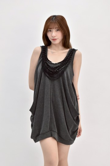 (M) 質感無袖流蘇珠珠黑色洋裝