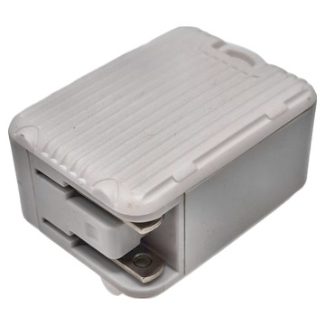 Kolin 歌林 AC轉USB充電器 40 x 55 x 28cm 46g  KEX-SHAU33  1個