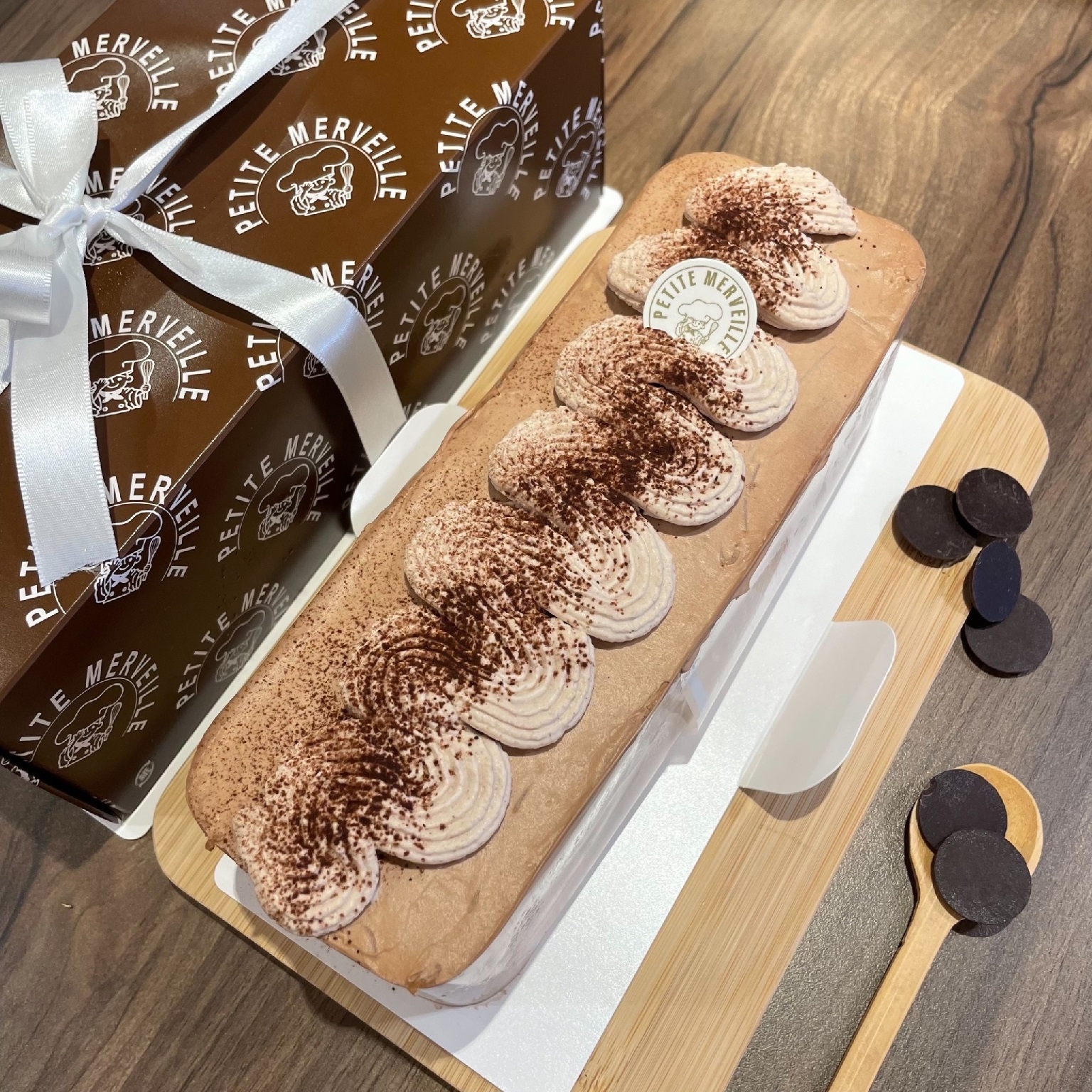 【函館菓子工坊】-母親節限定-函館巧克力蛋糕