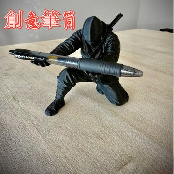 12H桃園出貨✨忍者筆筒 桌面裝飾擺件 創意筆架 文具收納 個性創意桌面擺件 筆筒 收納 文具 筆桶