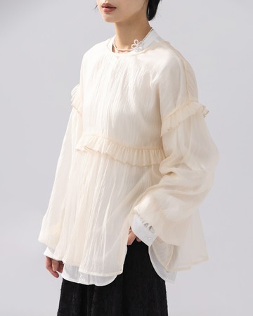 荷葉澎袖傘襬造型透紗上衣 兩色售