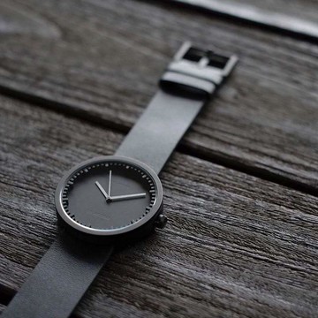 Tube ｜北歐工業齒輪設計真皮腕錶 (42mm,霧黑、黑皮帶)
