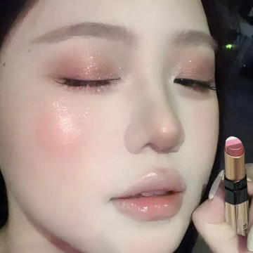 ✨臺灣出貨✨這支讓我眼睛放大兩倍!新款三色眼影棒一筆成妝珠光漸變懶人淡妝