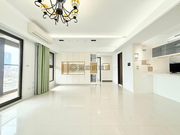 高醫5年|INH永久景觀三房平車|雙衛開窗｜高雄市三民區北平一街