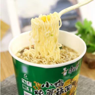 康師傅鶏ときのこの煮込み面  カップヌードル  方便麺  泡麺  中華麺  インスタントラーメン  即食麺1食入