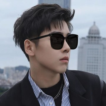 感太陽鏡紫外線墨鏡男高級款外線2025新款開車眼鏡男士太陽防偏光