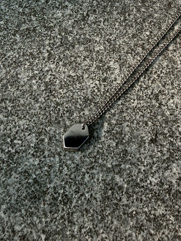 [1atm] Arrow-盾牌項鍊