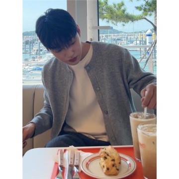 開衫男針織衫韓版潮流春秋純色圓領寬松毛衣外套2023新款休閑百搭