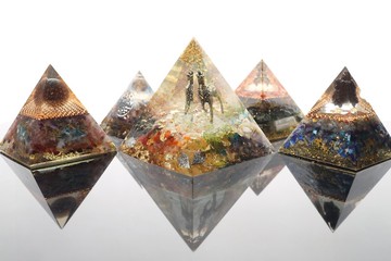 【五折福袋】大型奧剛開運福袋許願水晶-天然礦石金字塔Lucky bag