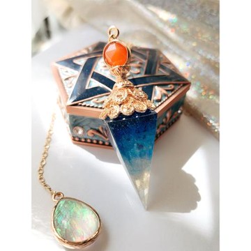 靈擺天然白水晶擺子樹脂項鏈吊墜漸變催眠女藍色飾品超閃原創飾品