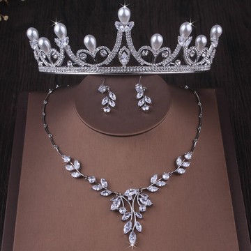 原創高端新娘套鏈白紗女珍珠皇冠鋯石項鏈耳環三件套婚紗飾品2022