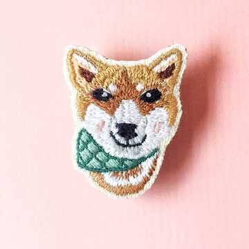 客製化Q版毛孩子刺繡別針 4cm 生日禮物 紀念禮物情人節禮物