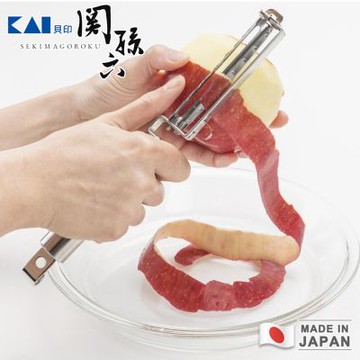 貝印 關孫六  日本製直立型不鏽鋼削皮刀