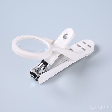 臺灣倉🙌8H出🔥大號指甲刀防飛濺指甲鉗老人兒童指甲剪單個家用帶燈指甲剪放大鏡