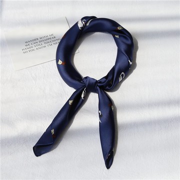 女裝飾小領巾貓咪小方巾減齡絲巾百搭小圍巾韓國新款chic百變印花1入