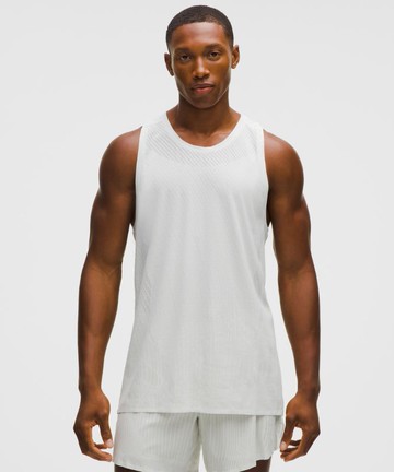 Fast and Free Airflow Running Tank Size Large