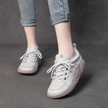 2026年新款厚底運動風休閑鞋女圓頭中跟手工真皮復古百搭軟底單鞋