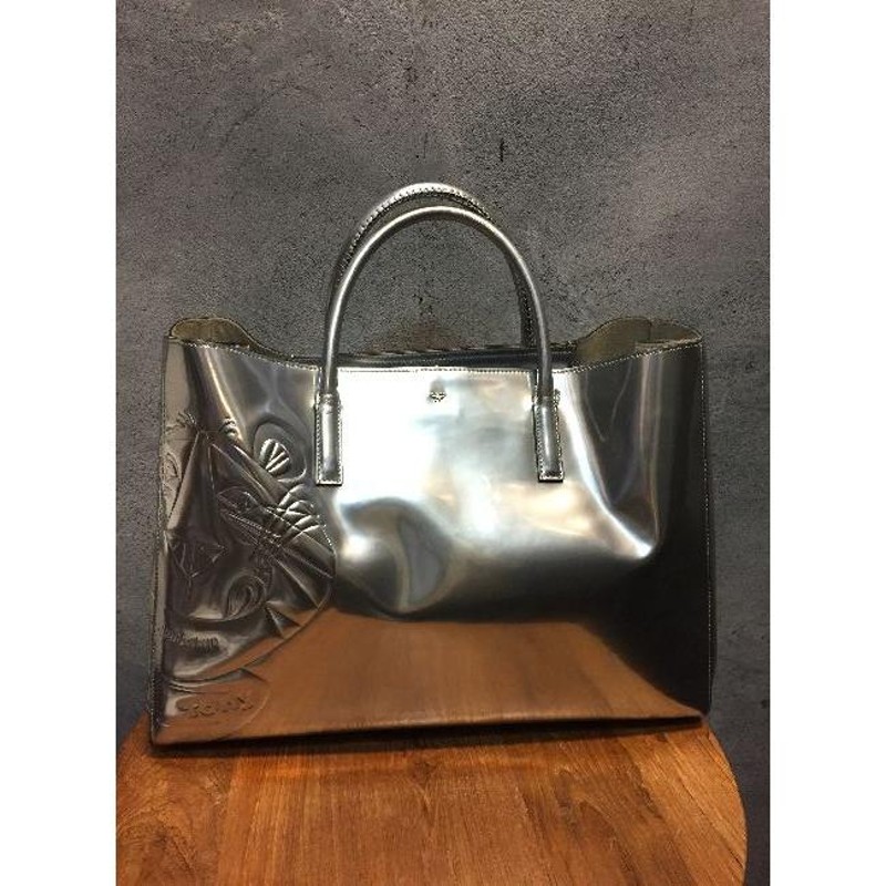 代官山)ANYA HINDMARCH アニヤハインドマーチ フロスティーズ トニーザ  