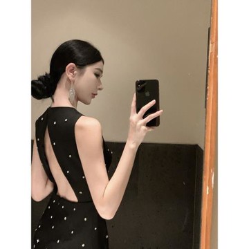 生日訂婚小禮服裙高端輕奢小眾赫本風海邊度假性感露背黑色連衣裙