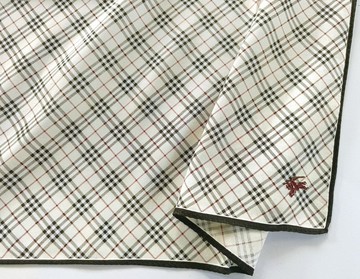 Burberry 復古手帕 米白格紋 格紋口袋巾 19.5 x 19.5 英吋