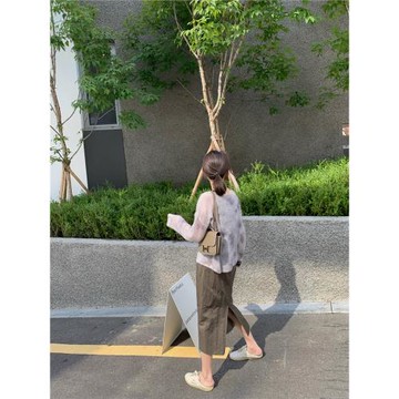 BY SPRNG 一眼愛上暈染溫柔羊絨針織衫毛衣女上衣 浪漫慵懶的感覺