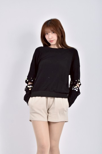 (L) heart亮片剪裁黑色長袖上衣