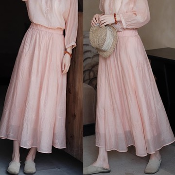 設計所在 獨家高端限量系列 清透感細皺桑蠶絲棉刺繡大襬A字裙