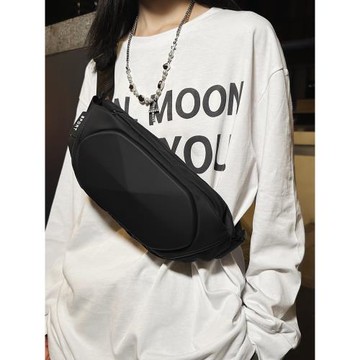 原創個性磁吸快拆男士胸包運動騎行硬殼斜挎包潮牌工裝單肩腰包女