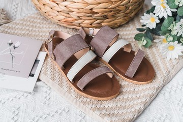 【曲線譜】雙色羊皮涼拖鞋-灰