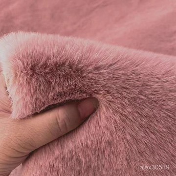 防獺兔毛皮草麵料服裝馬甲圍巾抱枕櫃臺展示布手工diy玩偶毛絨布