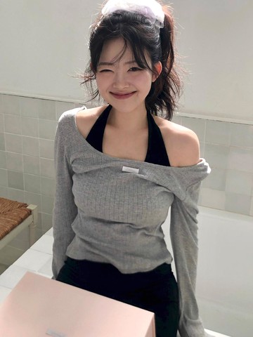 Letters Two-way Slim T-shirt (3 colors)