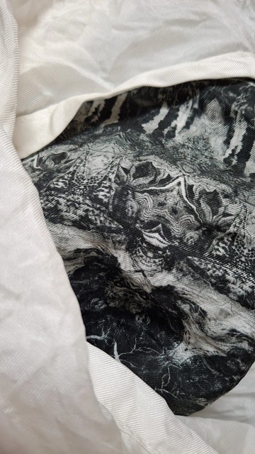 Liuyingchieh The Significant Travel 真絲 枕頭套 Silk Sham 山