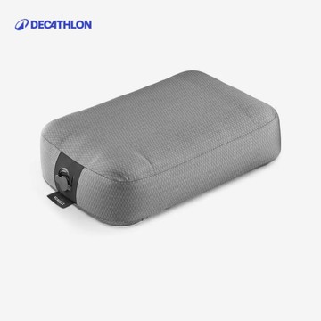 【迪卡儂】泡棉內襯充氣式露營枕頭 MT 500｜Decathlon