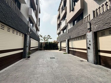 軍功路葳格商圈輕屋齡孟然居五房車庫孝親別墅｜台中市北屯區軍功路二段