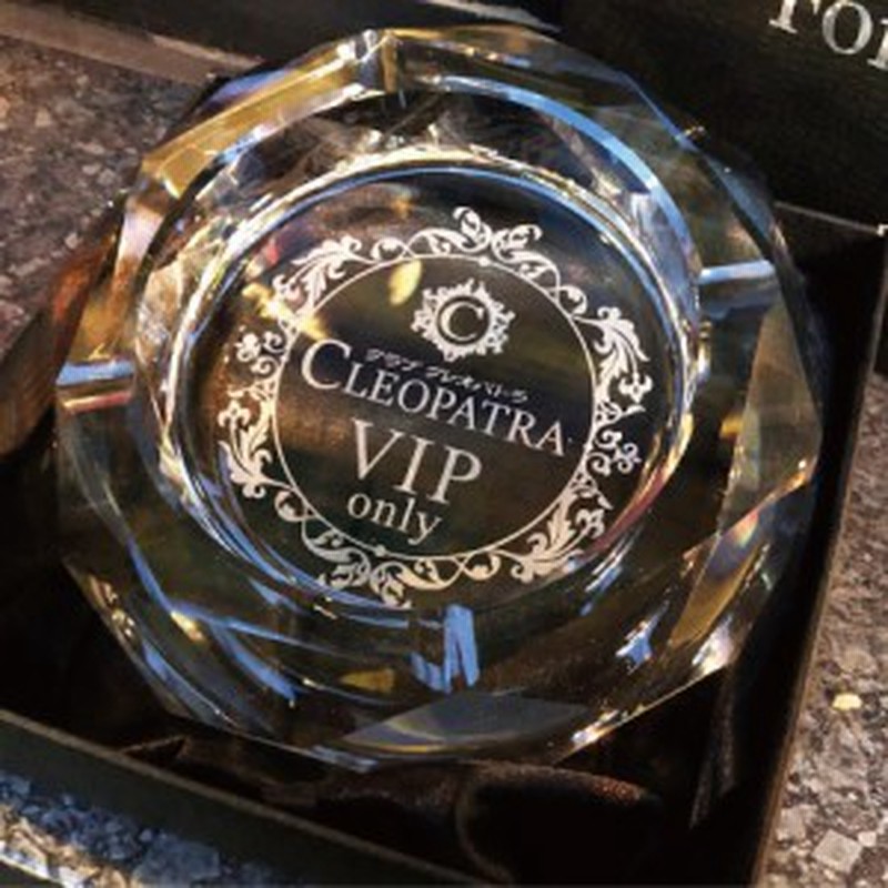 喫煙具 灰皿名入れ 灰皿 プレゼント 記念日 誕生日 父の日 敬老の日 退職祝い 開店祝い 名入れクリスタル灰皿 透明八角形 15cm 通販 Lineポイント最大5 0 Get Lineショッピング