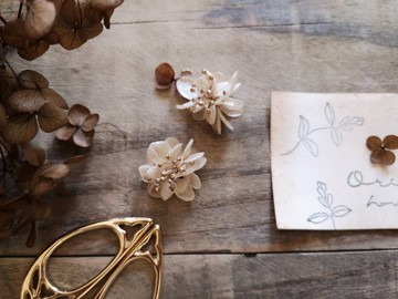 繡球花耳環 / 耳夾 / sweet milk tea /抗過敏