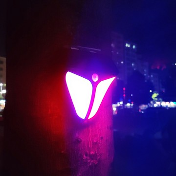 台灣現貨 太陽能紅藍爆閃 警報聲 太陽能爆閃燈 太陽能感應燈 警音燈 防盜燈 警報聲 監視器 防小人