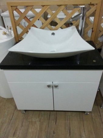 【麗室衛浴】LISHIH 扇形檯上盆 C-342 + 杜邦人造石黑 + 防水浴櫃白 + 消光黑無鉛加高面盆龍頭