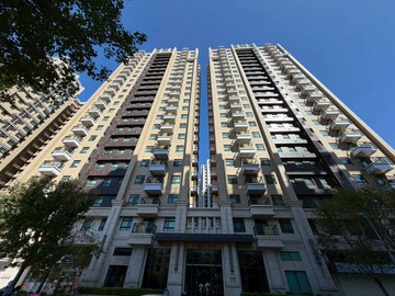 北區｜微笑雲品低於行情1+1房平車｜置產投資出租佳｜台中市北區育樂街