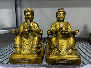 純銅蟒仙太爺太奶，一尊重約4公斤，高29，前后14，左右17