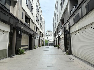 仁武｜近公園輕屋齡｜面寬6米綠建築雙車墅｜高雄市仁武區慈勇三街