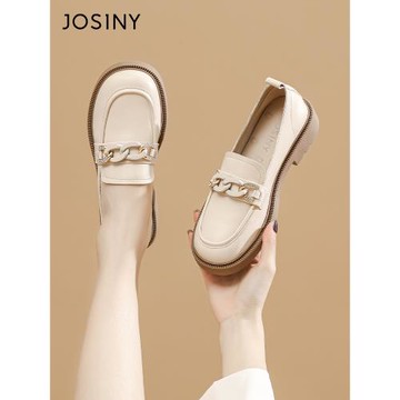 卓詩尼超軟樂福鞋女白色2024早春新款英倫皮鞋一腳蹬平底通勤單鞋