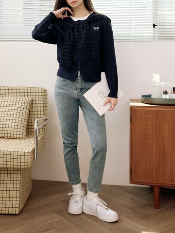 造型腰頭牛仔直筒褲